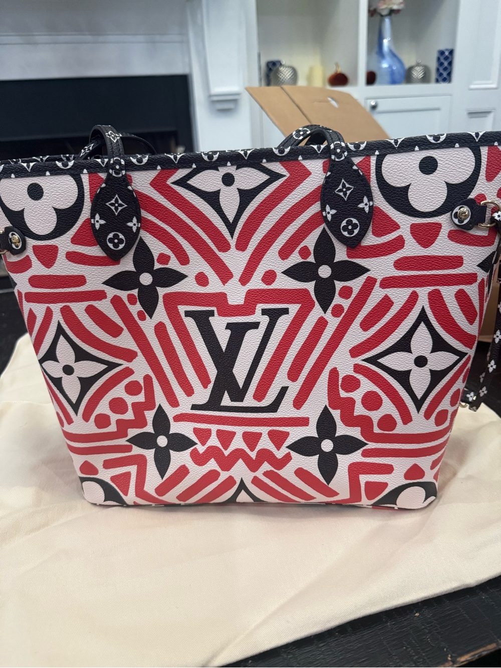 Louis Vuitton Neverfull MM Crafty Red/White-Limited Edition-Brand New